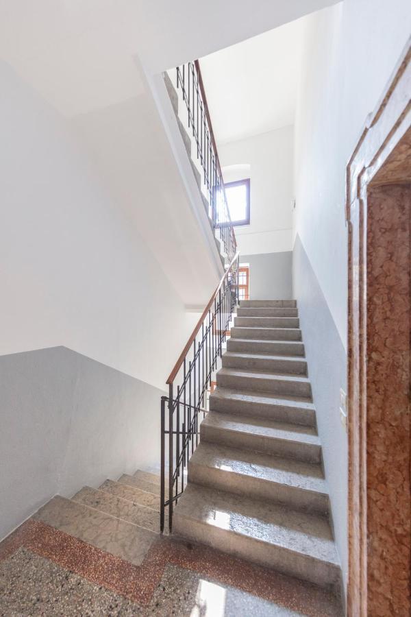 Rivapartmentsdowntown Love Bagian luar foto